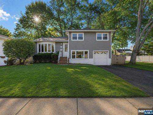 75 Cypress Rd, Dumont, NJ, 07628-1008 | Card Image