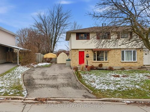 452 Stockton St, London, ON, N6C3B7 | Card Image