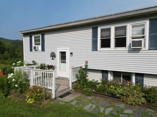 660 Vt Route 15, Underhill, VT, 05489-9720 | Card Image