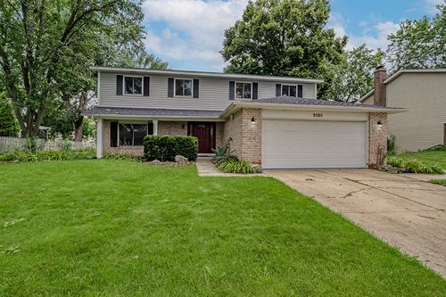 2593 Yellow Star St, Woodridge, IL, 60517-1709 | Card Image