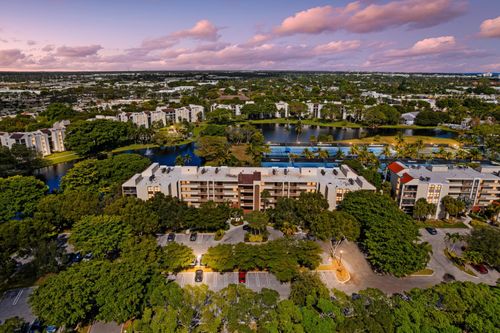 504-825 Egret Cir, Delray Beach, FL, 33444-7605 | Card Image