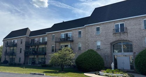 unit-304-5201 Carriageway Dr, Rolling Meadows, IL, 60008-3925 | Card Image