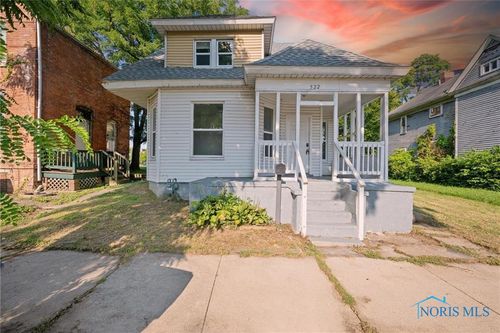 522 Locust St, Toledo, OH, 43604-1764 | Card Image