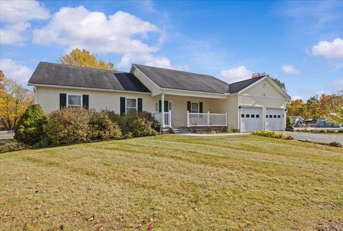 1 Lilac Ln, Essex, VT, 05452-2753 | Card Image