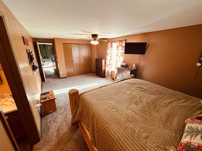 245 3 Rd St W, House other with 3 bedrooms, 2 bathrooms and 4 parking in Huntington OR | Image 11