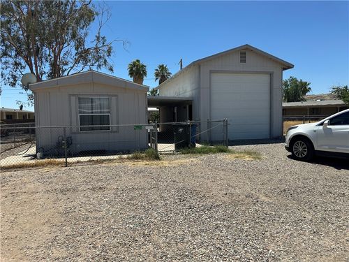 1905 Orca Ln, Bullhead City, AZ, 86442-4629 | Card Image