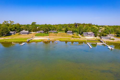 compound-150 Old State Hwy, Eastham, MA, 02642-2597 | Card Image