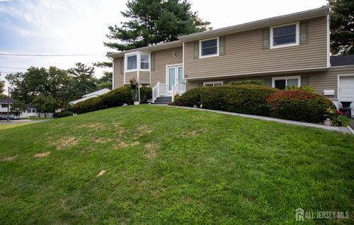29 Tompkins Rd, East Brunswick, NJ, 08816-1710 | Card Image