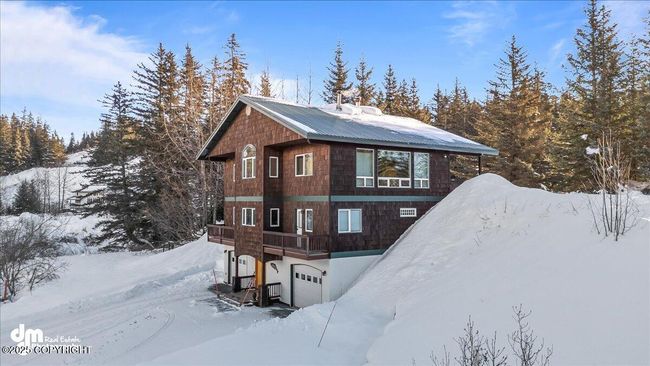 140 Front of Home | Image 141