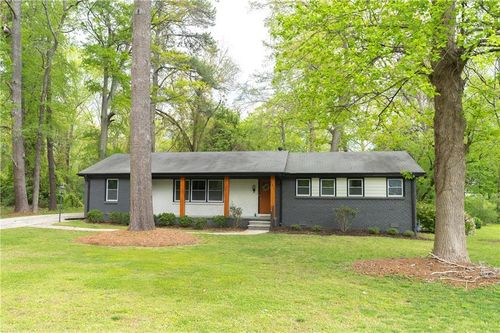 131 Brookwood Dr Sw, Marietta, GA, 30064-3103 | Card Image