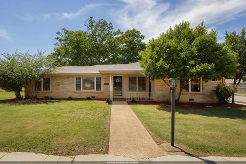 909 N Cave St, Tuscumbia, AL, 35674-1320 | Card Image