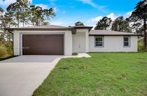 2109 Jefferson Ave, ALVA, FL, 33920-1008 | Card Image