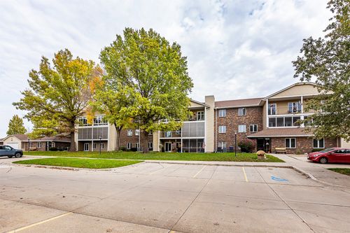 310-405 Se Delaware Ave, Ankeny, IA, 50021-6424 | Card Image