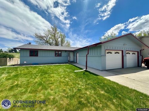 1049 Cardiff, Casper, WY, 82609-2425 | Card Image