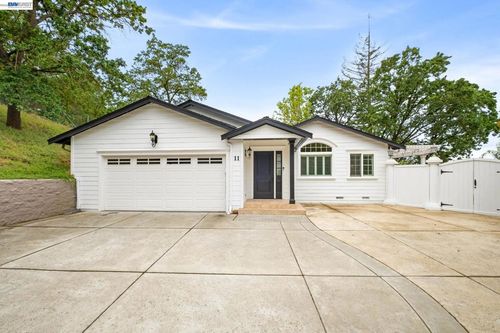 11 Rudgear Dr, Walnut Creek, CA, 94596-6313 | Card Image