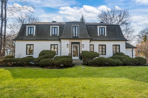 520 Sheridan Road, Highland Park, IL, 60035 | Card Image