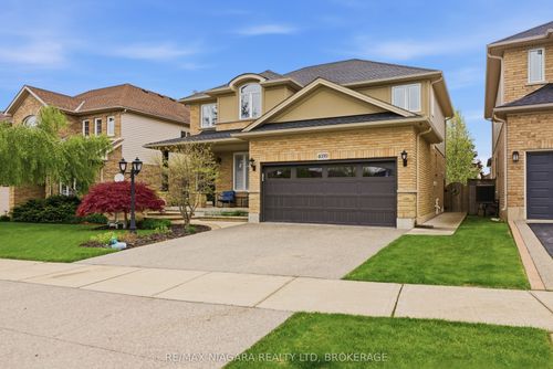 4099 Highland Park Dr, Beamsville, ON, L3J0L7 | Card Image