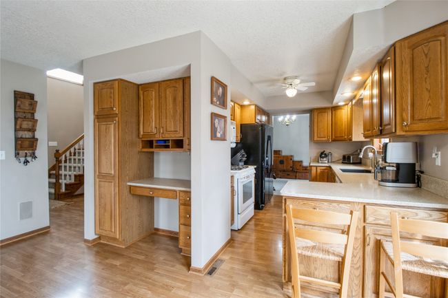 822 40 Th Ave, Home with 4 bedrooms, 4 bathrooms and null parking in Pleasantville IA | Image 20