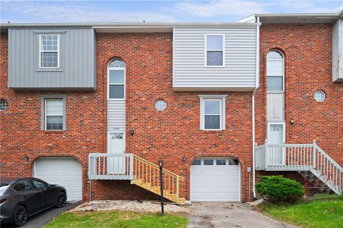 1203 Timber Trl, Imperial, PA, 15126-8903 | Card Image