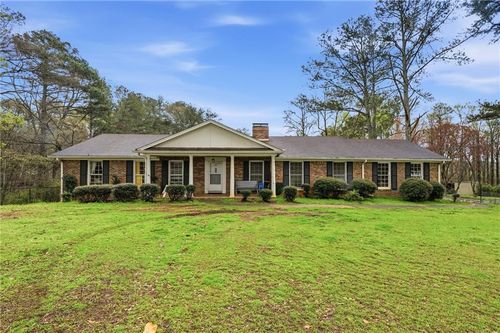 1935 Flat Shoals Rd Se, conyers, GA, 30013-1807 | Card Image