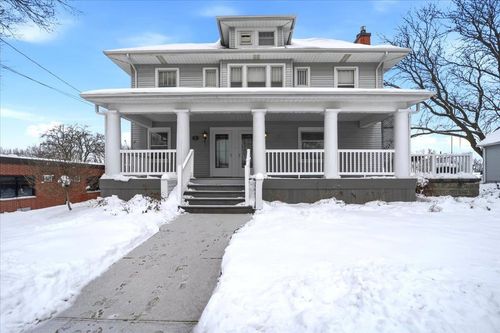 230 Washington St, Denver, IA, 50622-9505 | Card Image