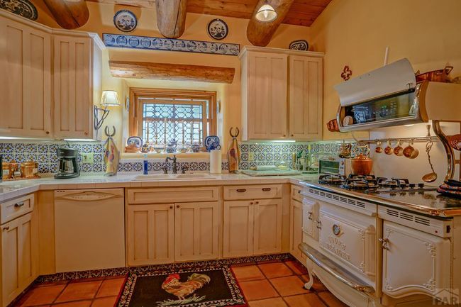 693 County Road 572, House other with 3 bedrooms, 3 bathrooms and 2 parking in Gardner CO | Image 9
