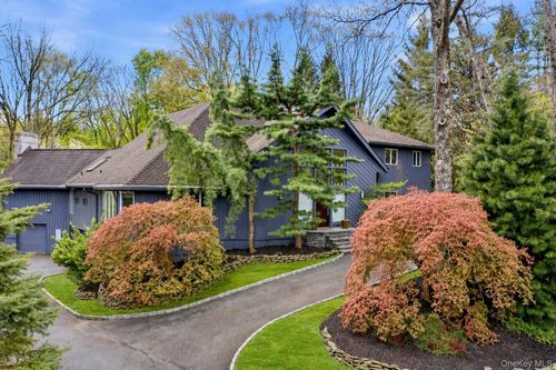 13 Zeck Ct, Suffern, NY, 10901-3425 | Card Image