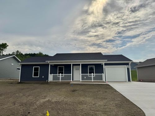 279 Aspen Hill Dr, Shelby, MI, 49455-9002 | Card Image