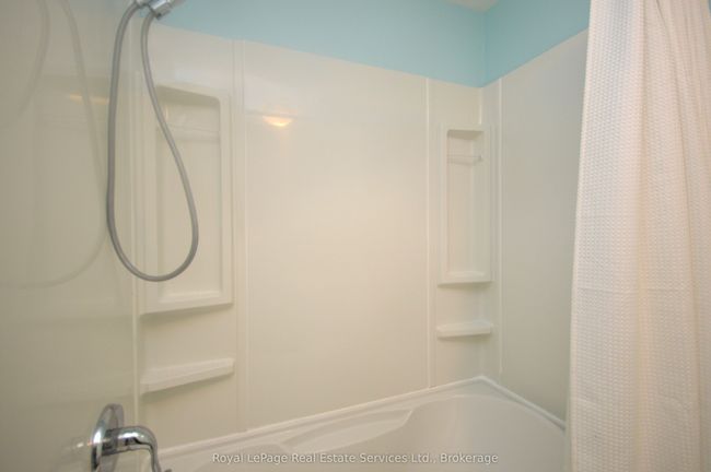 14 - 10 Baker St, Condo with 2 bedrooms, 2 bathrooms and 1 parking in Wasaga Beach ON | Image 23