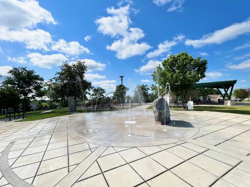 4719 Bellflower Dr, Deforest, WI, 53532-8704 | Card Image