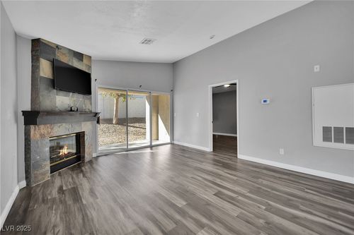 549 Yacht Harbor Dr, Las Vegas, NV, 89145-5969 | Card Image