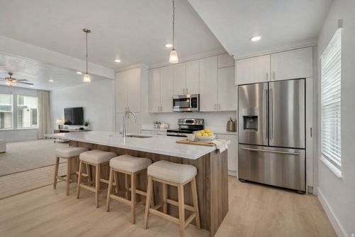 25-50 E 750 S, Springville, UT, 84663-2396 | Card Image