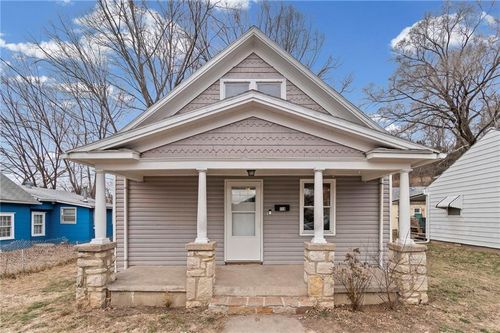 118 Vaughn St, Excelsior Springs, MO, 64024-2527 | Card Image