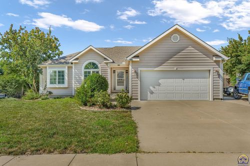 1504 Se 43rd Ter, Topeka, KS, 66609-1755 | Card Image