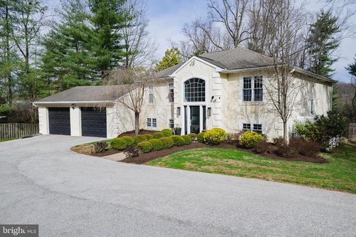 2113 Barren Hill Rd, Conshohocken, PA, 19428-2431 | Card Image
