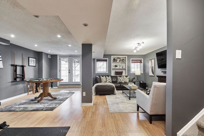 31 Aster Cres, House other with 3 bedrooms, 4 bathrooms and 2 parking in Whitby ON | Image 27