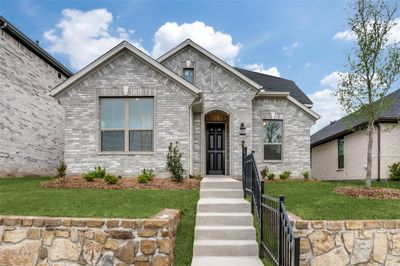 8153 Meadow Valley Drive, House other with 3 bedrooms, 2 bathrooms and null parking in Mckinney TX | Image 1