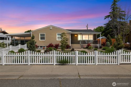 78 Whitten St, Richland, WA, 99354-2327 | Card Image
