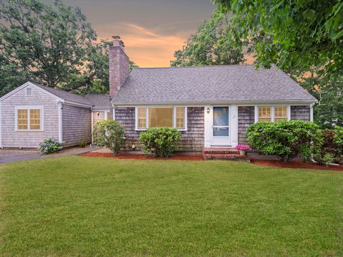25 Brookhill Ln, West Yarmouth, MA, 02673-4826 | Card Image