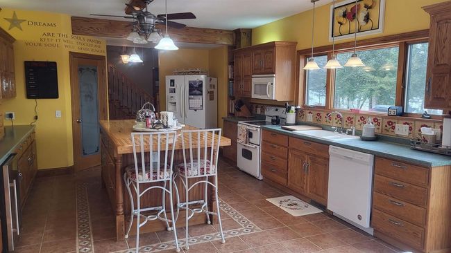 W8310 Meyer Ln, House other with 5 bedrooms, 6 bathrooms and null parking in Crivitz WI | Image 8