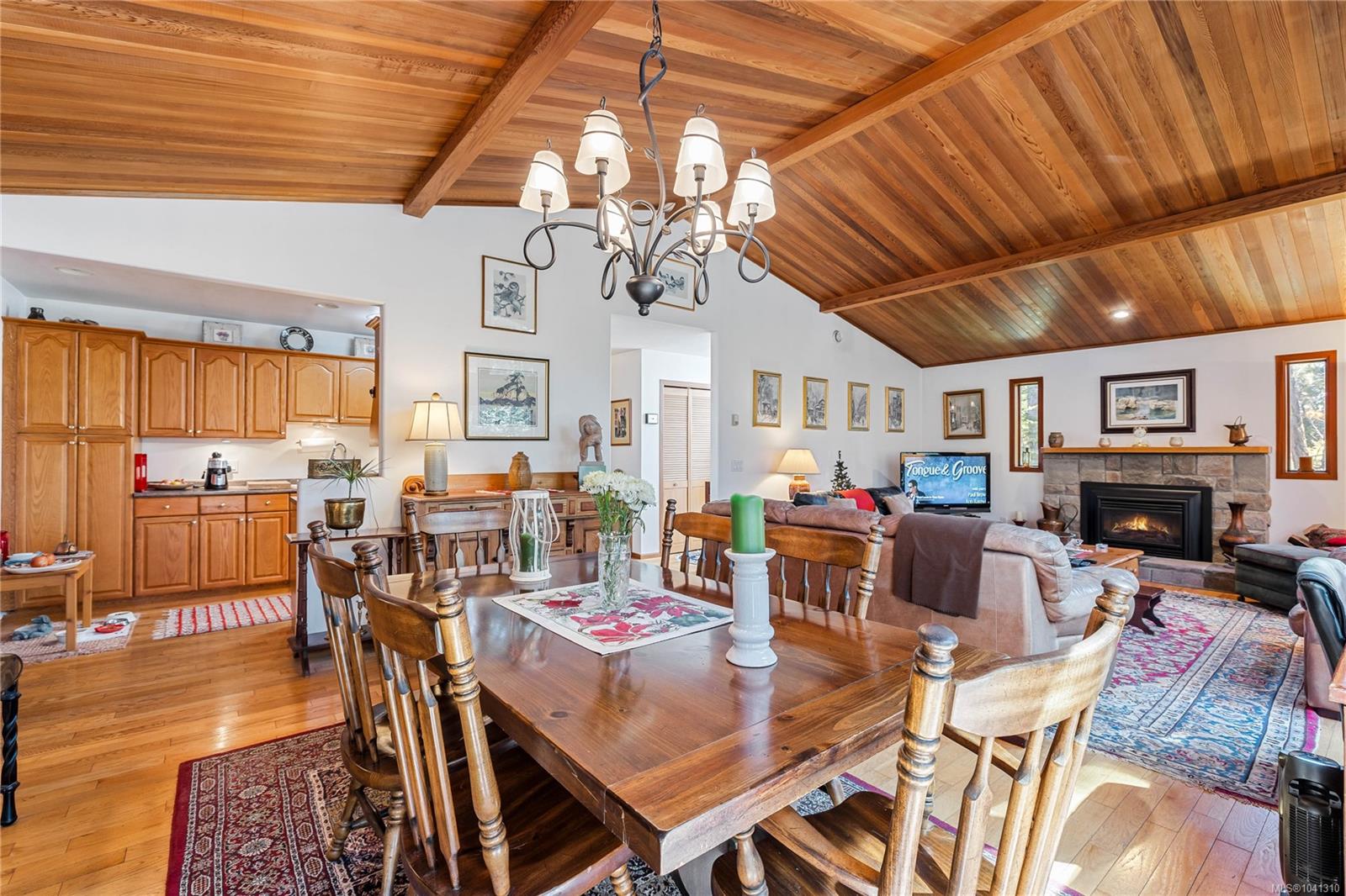 Residential in Salt Spring 4
