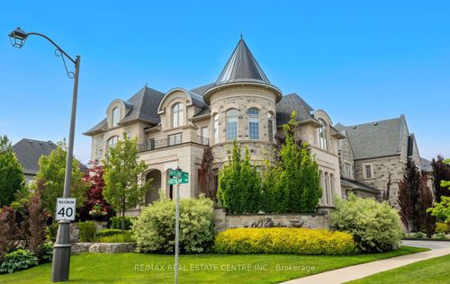 60 Skyline Trail, Nobleton, ON, L7B1N2 | Card Image
