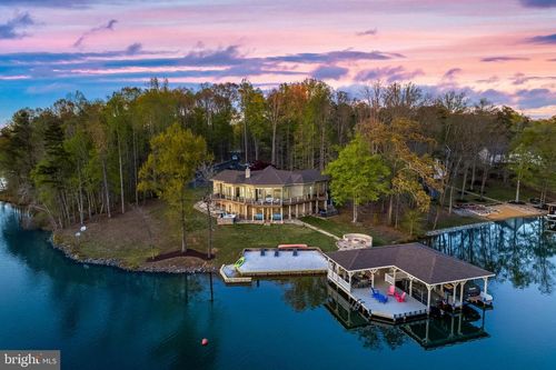 163 Rose Cir, BUMPASS, VA, 23024-4752 | Card Image