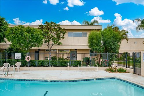6317 Morse Ave, North Hollywood, CA, 91606-2921 | Card Image