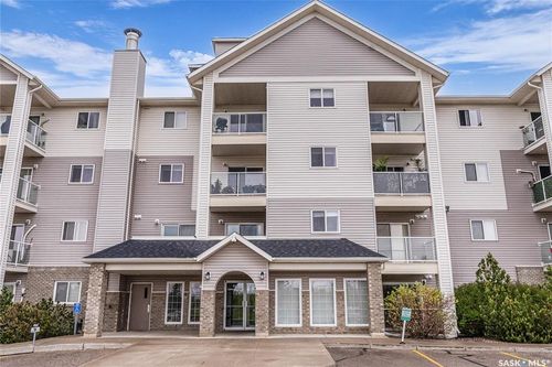 105-303 Lowe Rd, Saskatoon, SK, S7S1P2 | Card Image