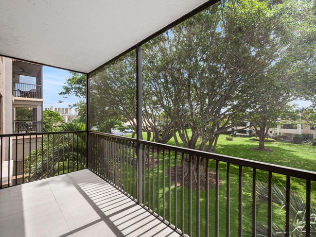 I-302 - 300 N Highway A1a, Condo with 2 bedrooms, 2 bathrooms and null parking in Jupiter FL | Image 36