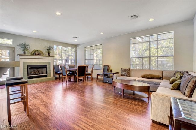 102 - 2801 N Rainbow Blvd, Condo with 2 bedrooms, 2 bathrooms and null parking in Las Vegas NV | Image 44