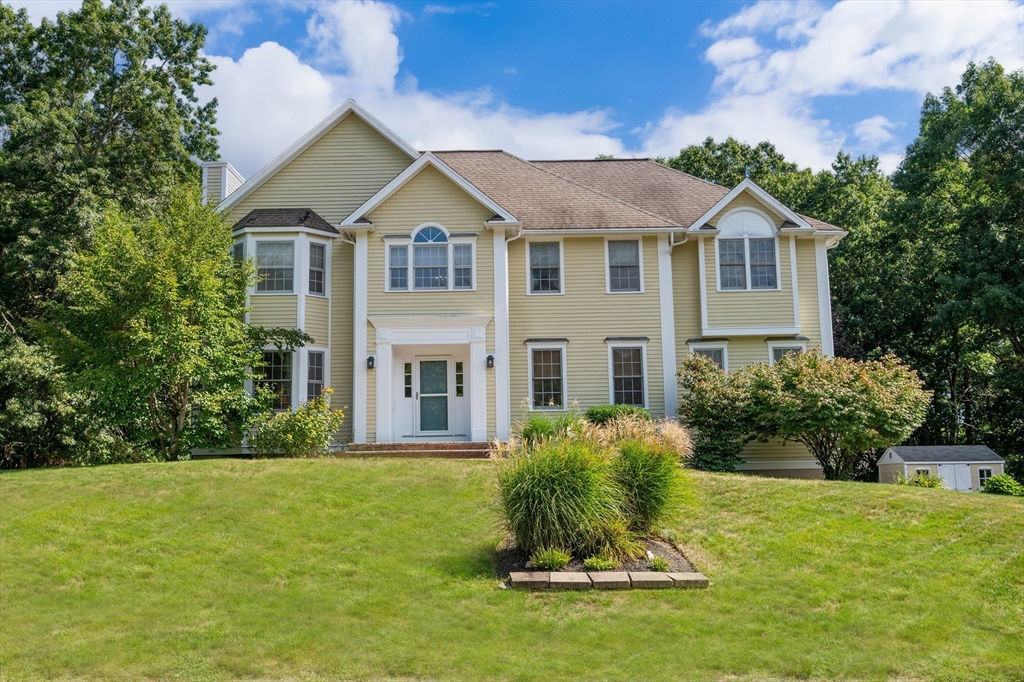 Brookview Dr, North Andover, MA 01845