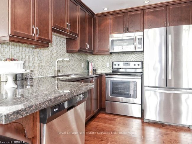 403 - 205 Lakeshore Rd W, Condo with 2 bedrooms, 2 bathrooms and null parking in Oakville ON | Image 13
