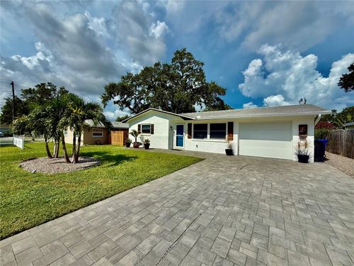 2004 Yale Ave, DUNEDIN, FL, 34698-2641 | Card Image